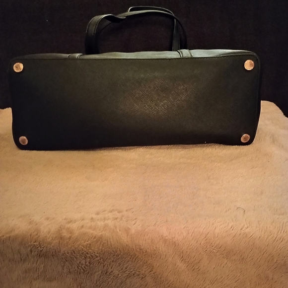 Michael Kors large Jet  Set Tote Bag - Picture 6 of 14